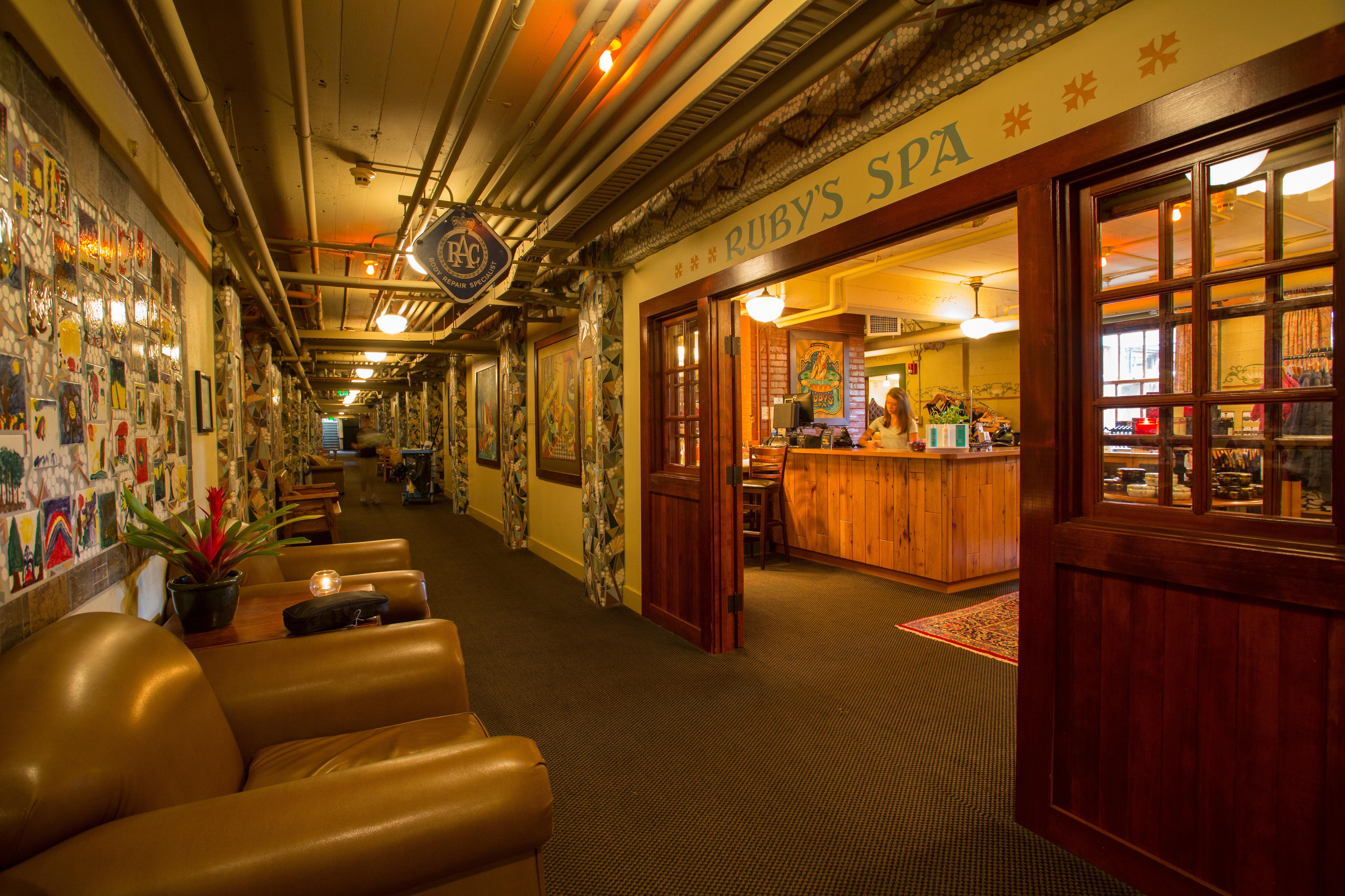 Mcmenamins Grand Lodge Forest Grove Kültér fotó