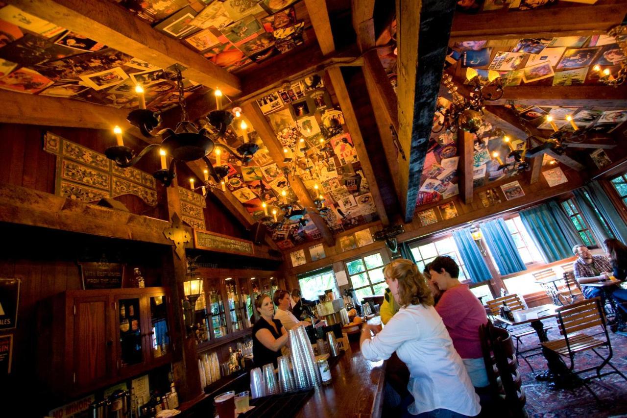 Mcmenamins Grand Lodge Forest Grove Kültér fotó